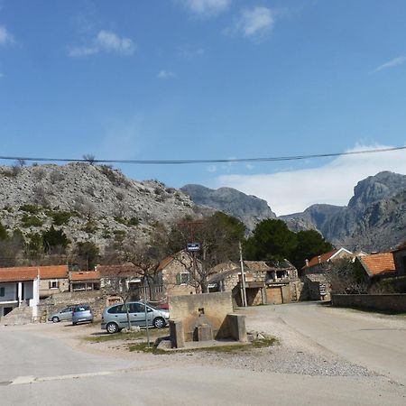 Holiday Home Paklenica Стариград-Пакленица Екстериор снимка
