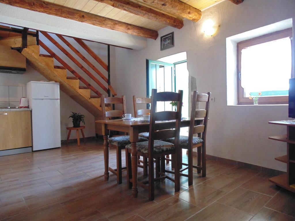Holiday Home Paklenica Стариград-Пакленица Екстериор снимка