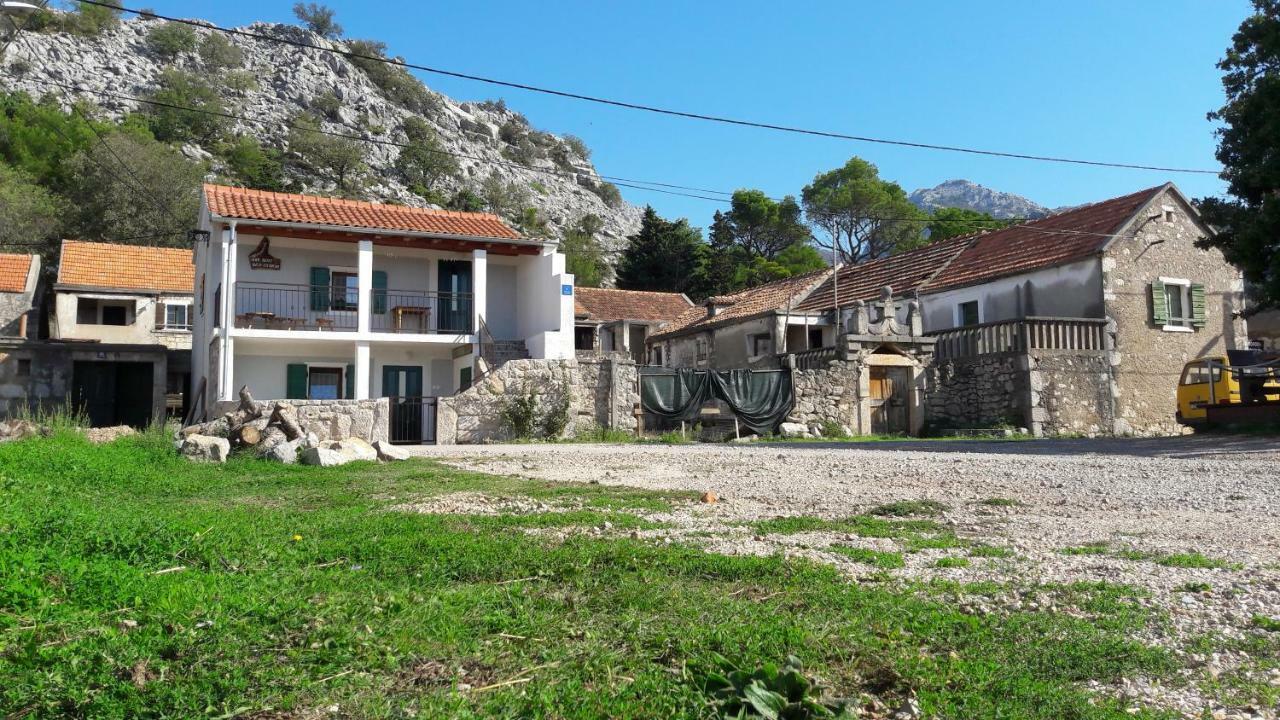 Holiday Home Paklenica Стариград-Пакленица Екстериор снимка