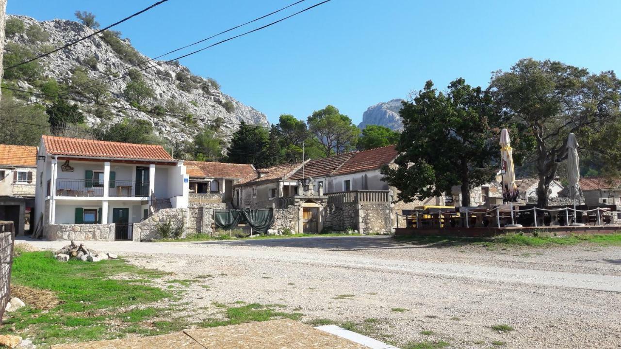 Holiday Home Paklenica Стариград-Пакленица Екстериор снимка