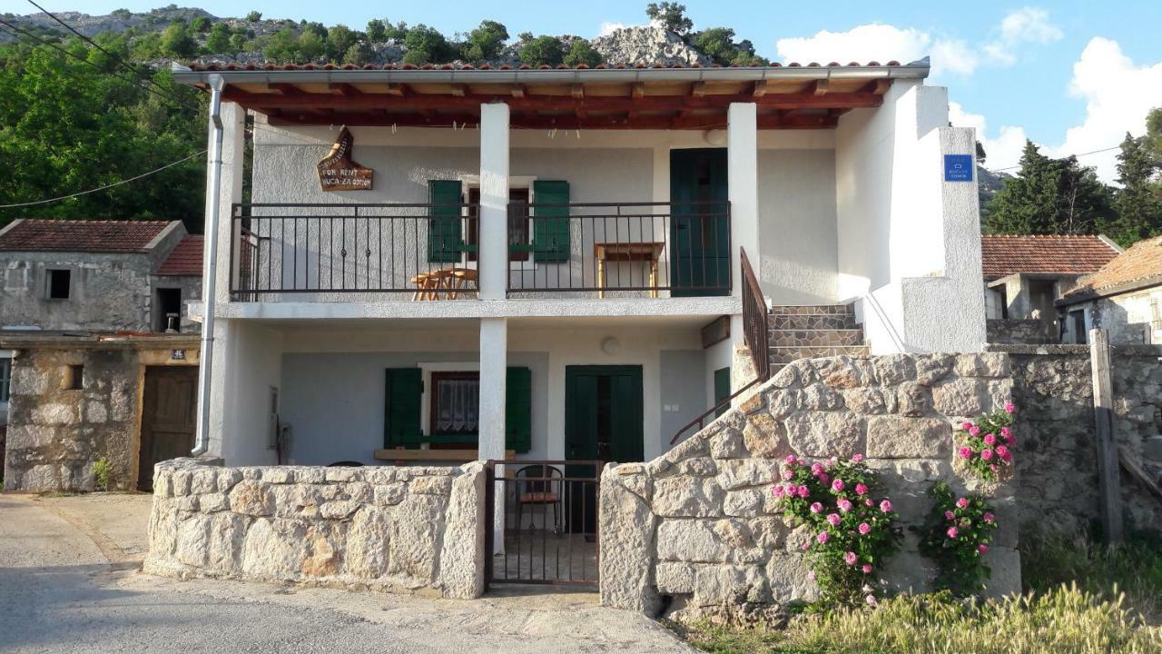 Holiday Home Paklenica Стариград-Пакленица Екстериор снимка