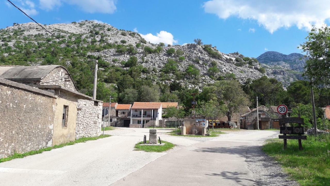 Holiday Home Paklenica Стариград-Пакленица Екстериор снимка